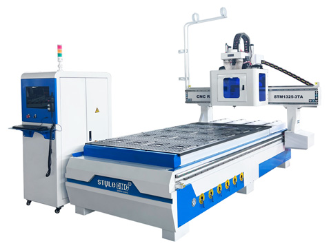 工業(yè) 4x8 用于木門制造的數(shù)控雕刻機 工業(yè) 4x8 用于木門制造的數(shù)控雕刻機